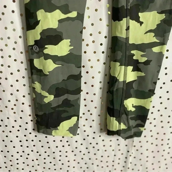 Lululemon Fast and Free High-Rise Crop - Picture 11 of 11